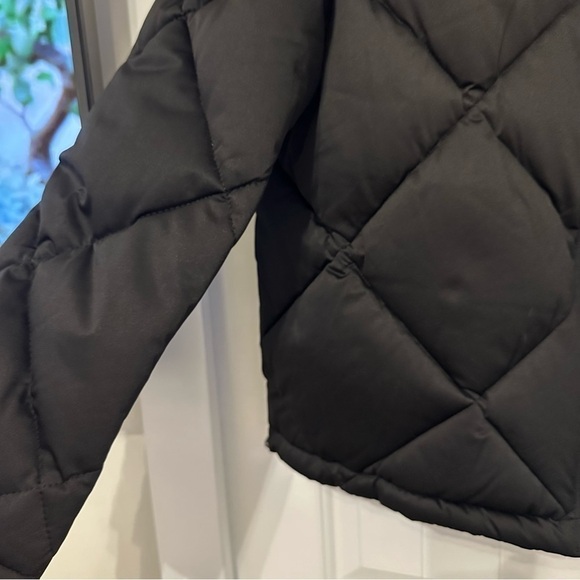 NWT Calvin Klein Hooded Satin Puffer Jacket, size L - Picture 3 of 15